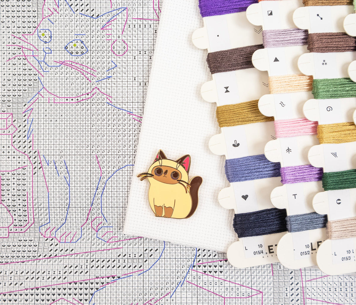Kit de Punto de Cruz Letistitch L10-015 The Magic Shelf – contenido y detalles del kit (2)