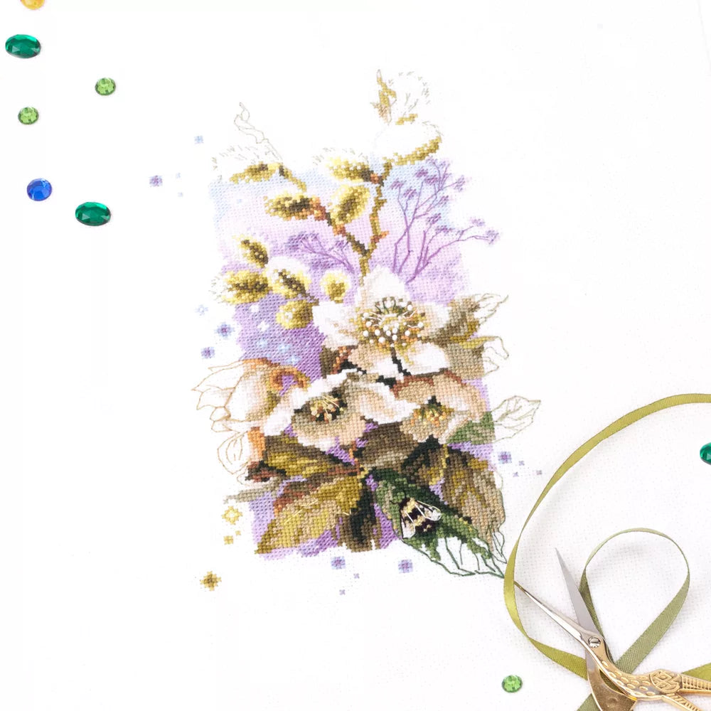 100-104 Hellébore. Kit point de croix aiguille magique