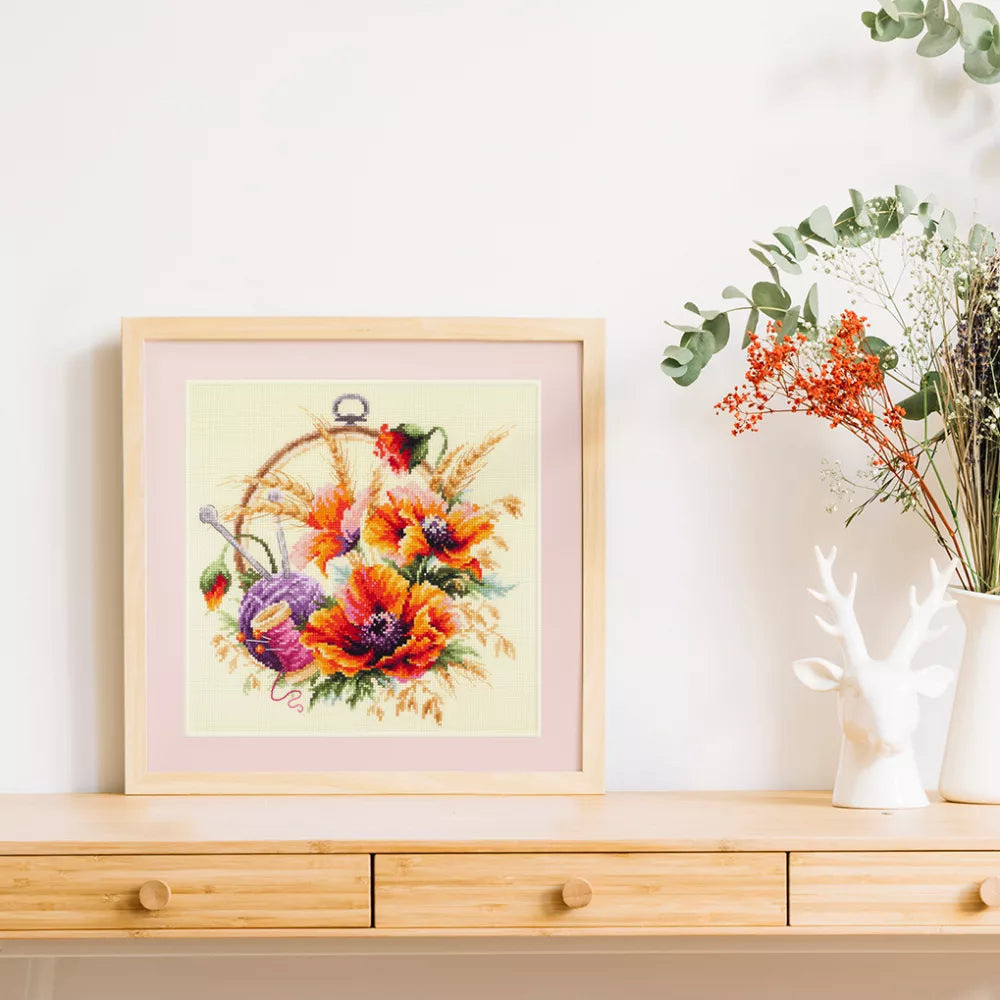 100-123 coquelicots pour la broderie. Kit point de croix aiguille magique