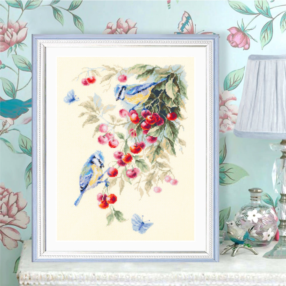 130-021 Blue Tits and Cherry. Kit de Punto de Cruz Magic Needle