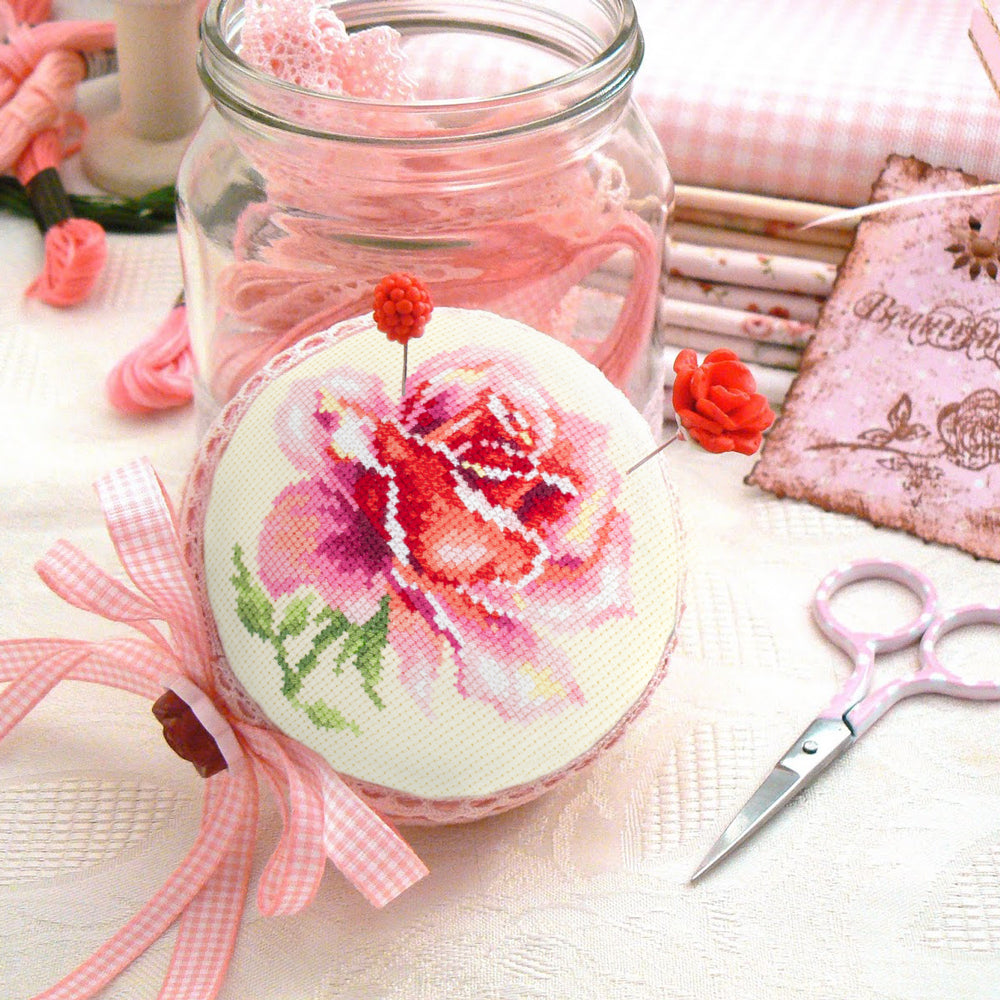 Kit de point de croix Belle Rose Rose - Aiguille Magique 150-002