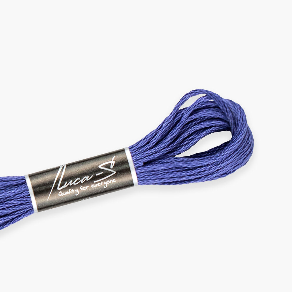 DMC 3807 / 156 Fils mouline Luca-S