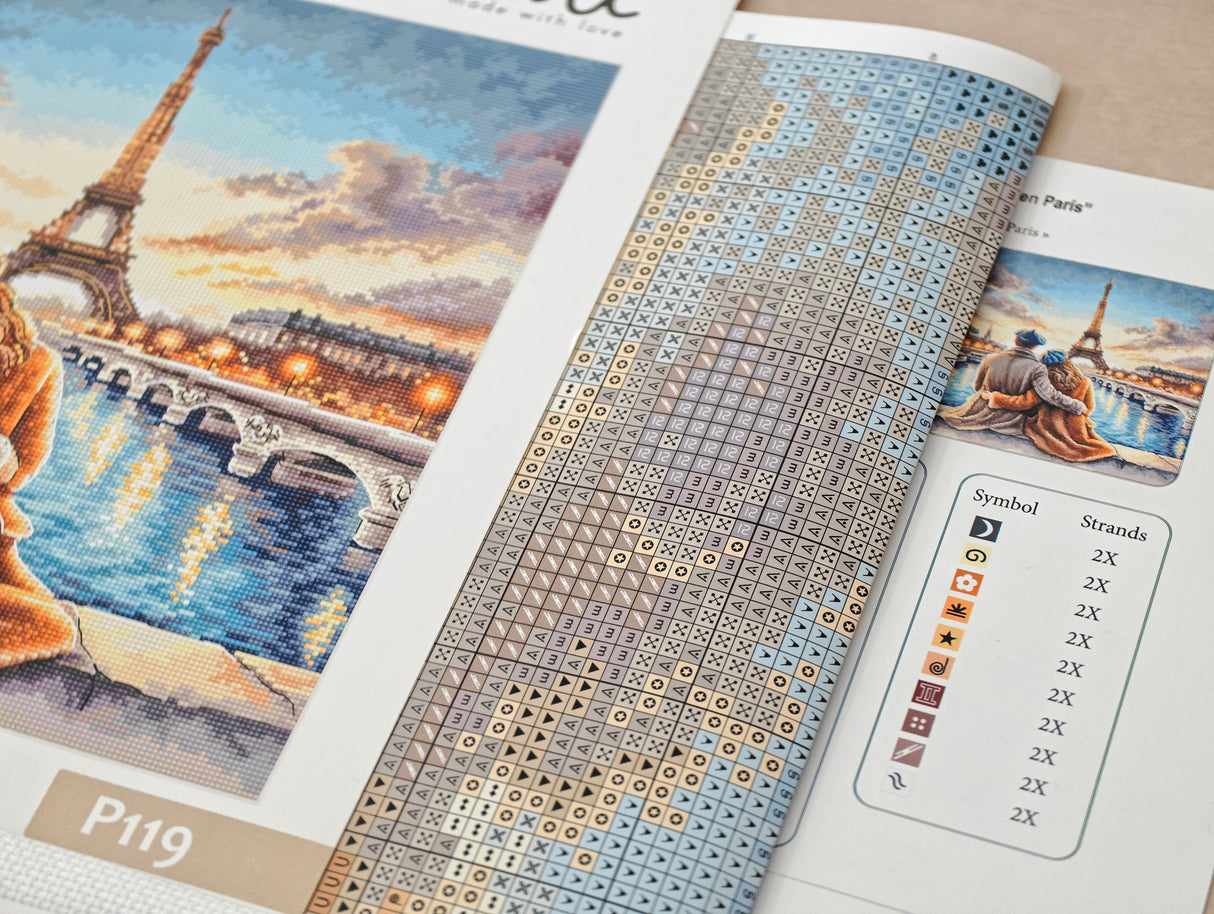 AVA Signature Collection P119 Atardecer en París – Kit de Punto de Cruz Contado
