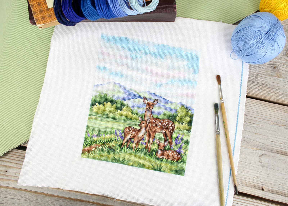 Kit de Punto de Cruz MP Studia SNV-936 – Graceful Deer