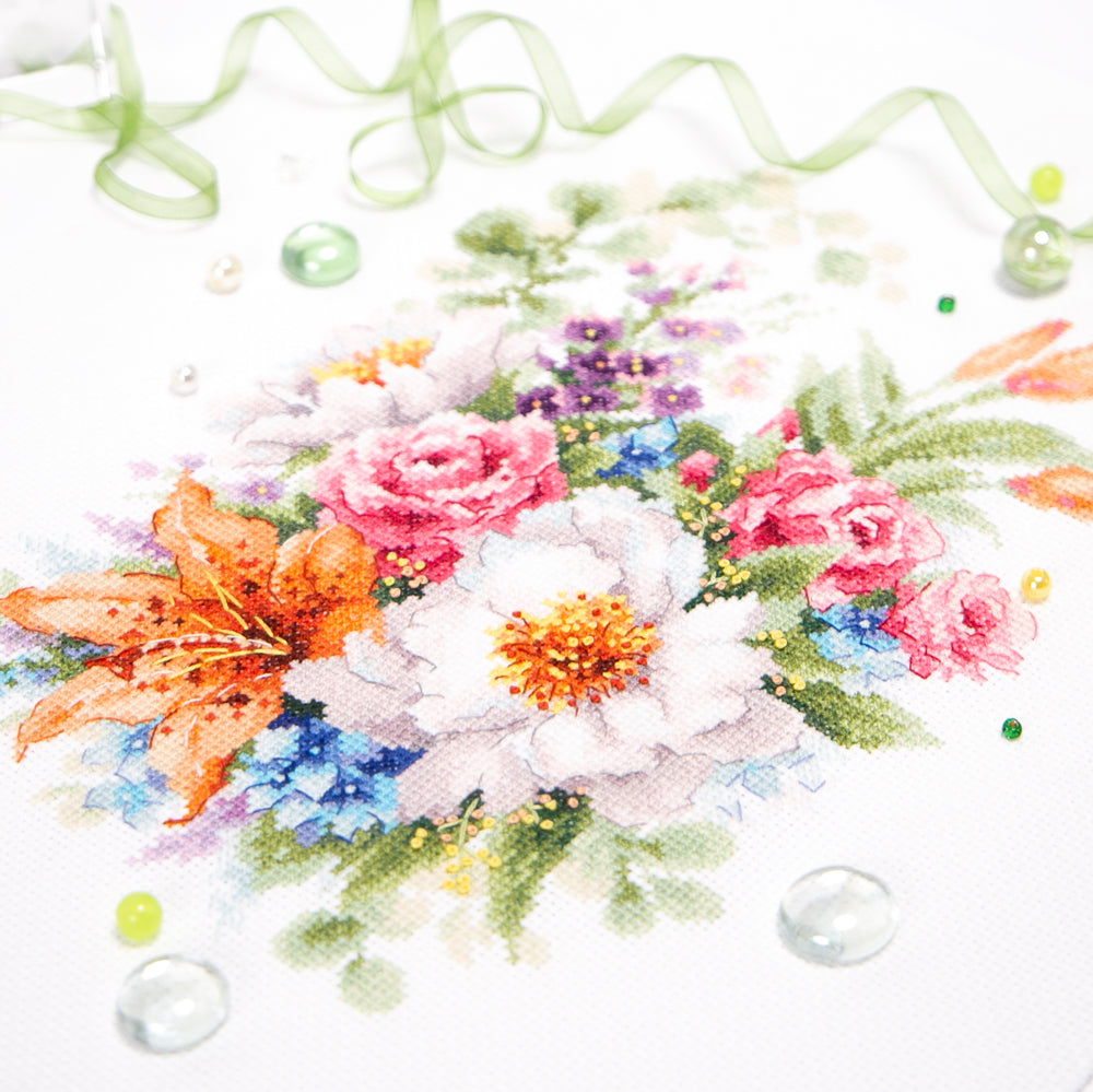 Kit point de croix Fleurs douces - Aiguille magique 210-313