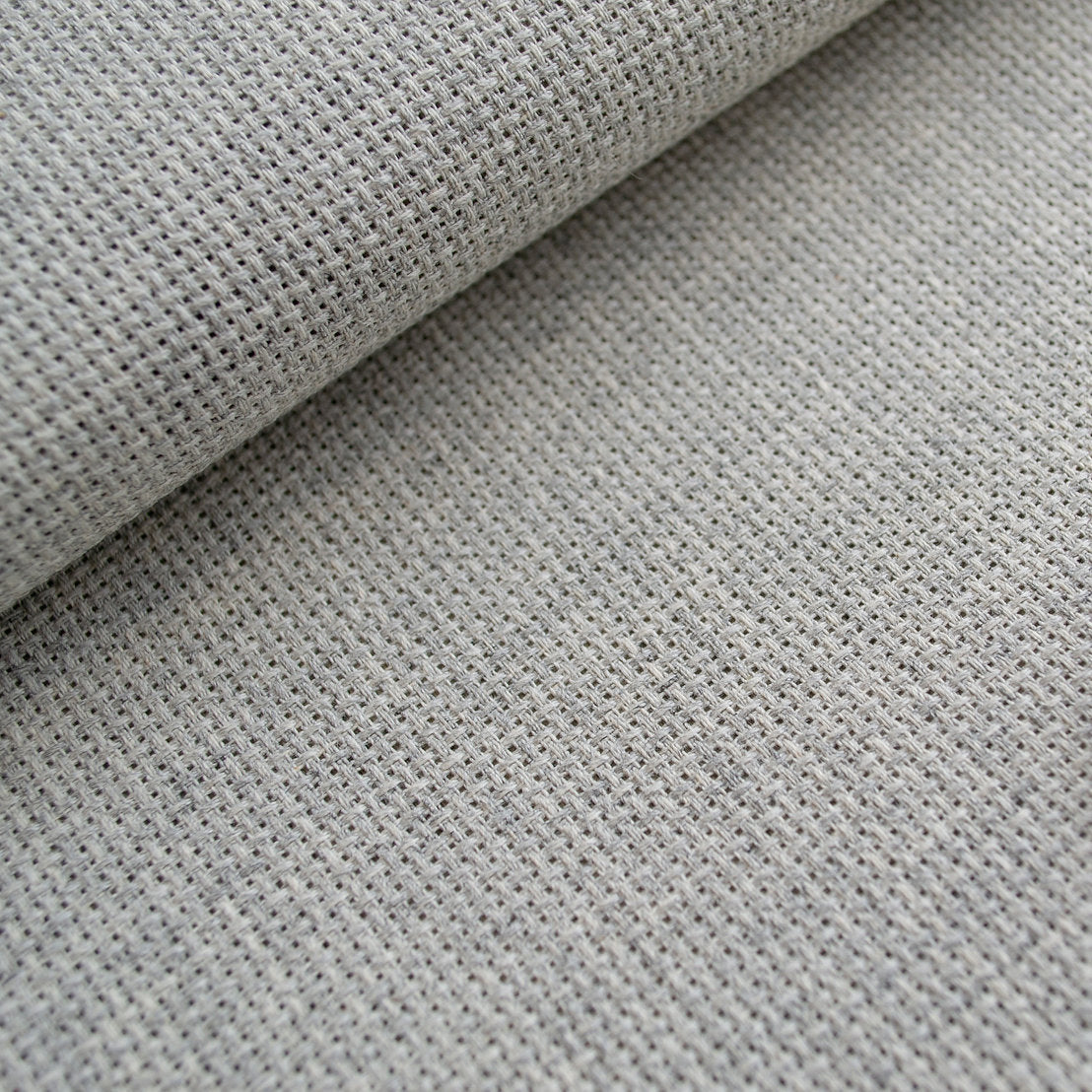 Tela Yorkshire Aida 14 ct. Color 52 - Zweigart: La Elección Perfecta para tus Proyectos de Punto de Cruz