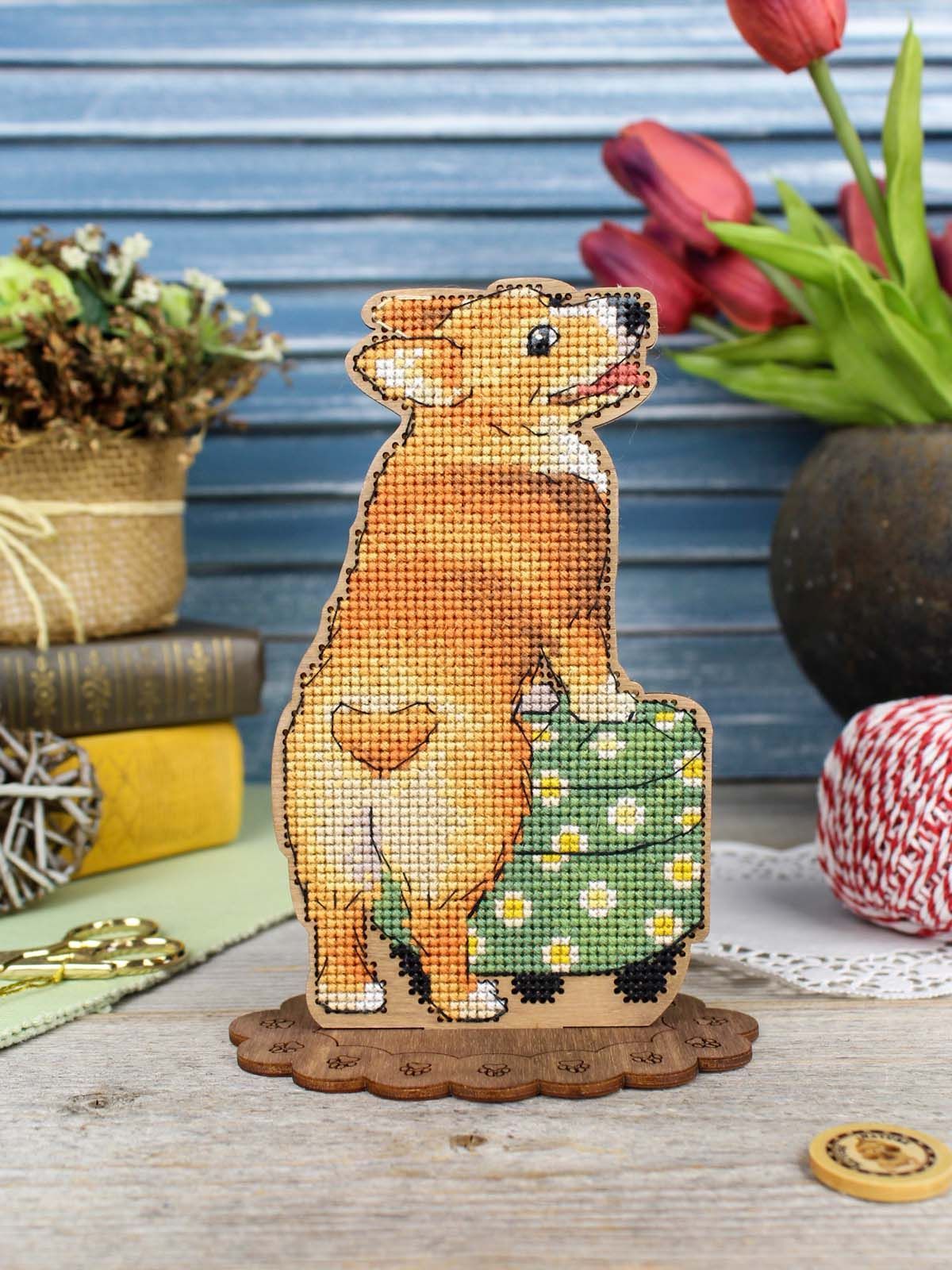 Kit de punto de cruz sobre madera MP Studia SO-163 Corgi and Ottoman – Corgi con Puf 16x12x7 cm