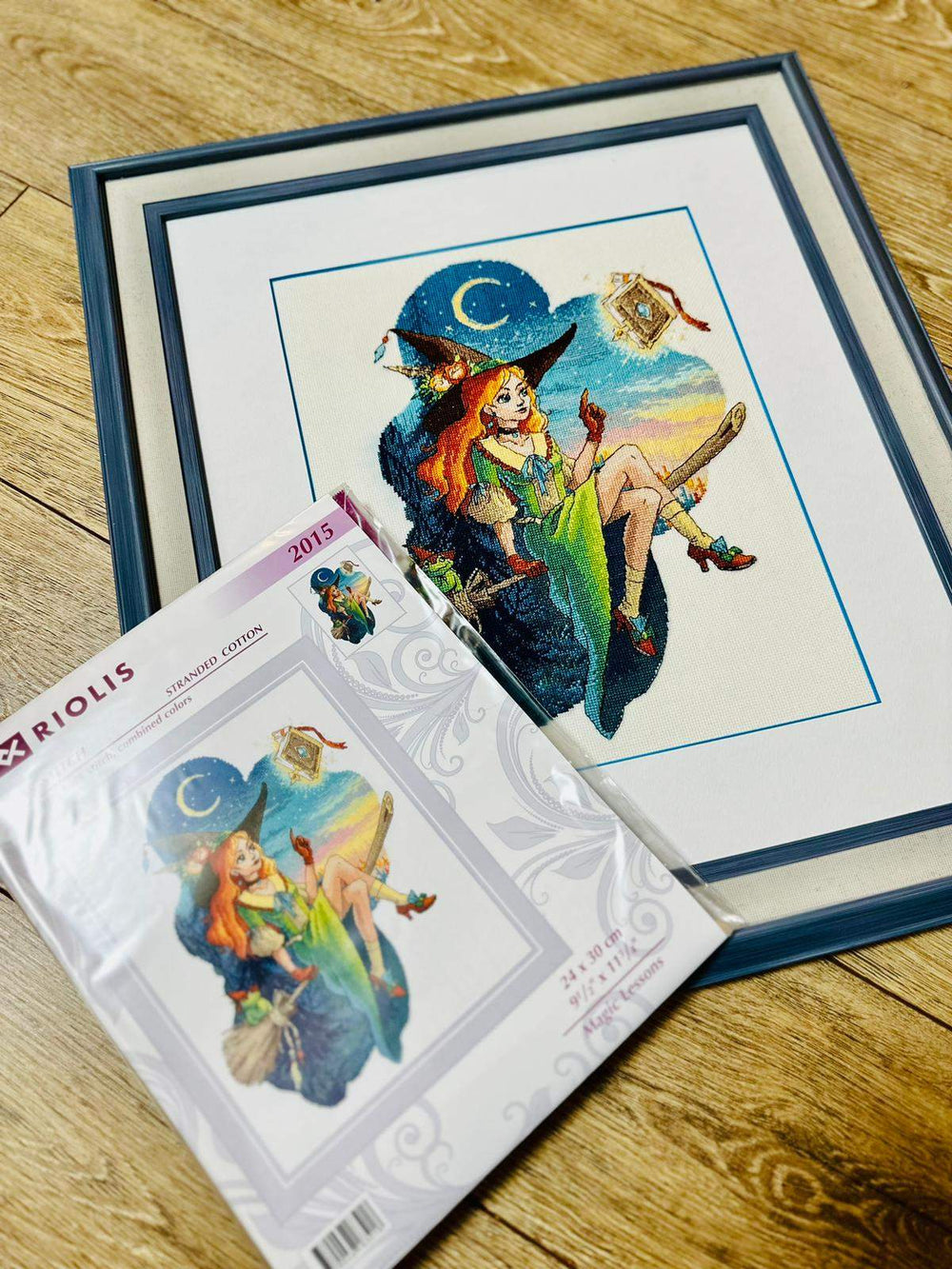 Kit de point de croix Riolis - Leçons de magie, 2015