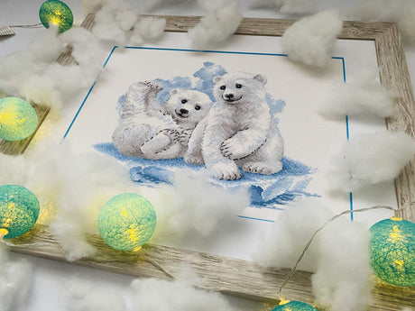 Kit de Bordado de Punto de Cruz - "Bear Cubs on Ice" - Riolis 2043
