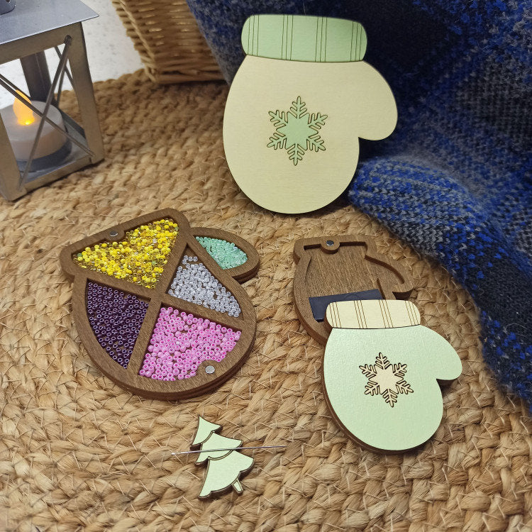 Mitaine jaune. Organisateur pour perles et perles par Wizardi KF027/82