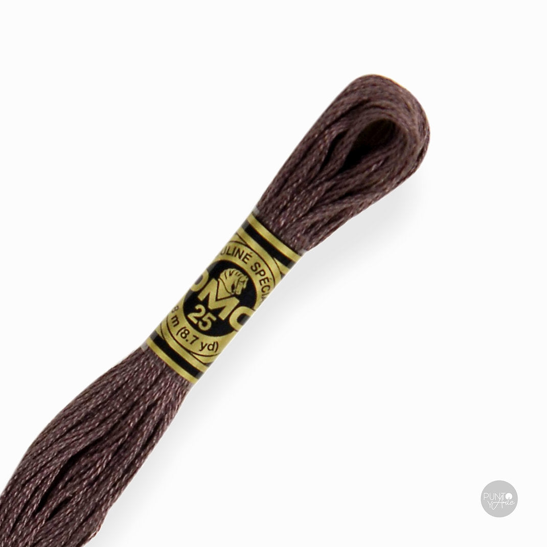 09 Fil à broder DMC Mouliné Spécial 117MC 8 mètres