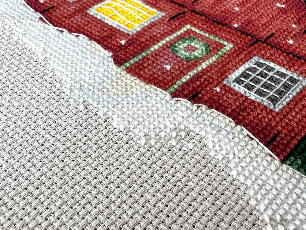 Red House - Cross Stitch Kit - Stitch and Art P004