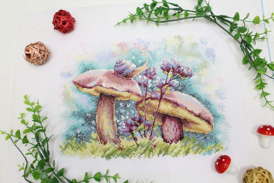 In the summer forest - MP Studio SNV-840 - Cross stitch kit