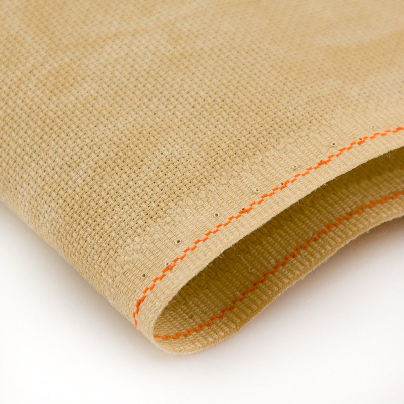 Retal de Tela Aida 20 ct. 3326/3009 Vintage County Mocha 55x46 - ZWEIGART