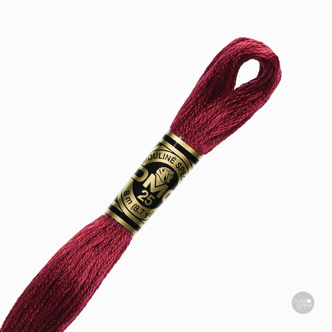 816 Hilo de bordado DMC Mouliné Spécial 117MC de 8 metros
