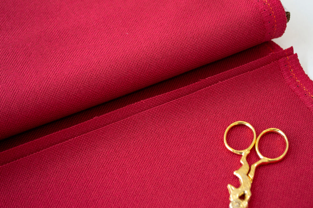 3835/906 Tela Lugana 25 ct. Color Victorian Red de ZWEIGART para punto de cruz