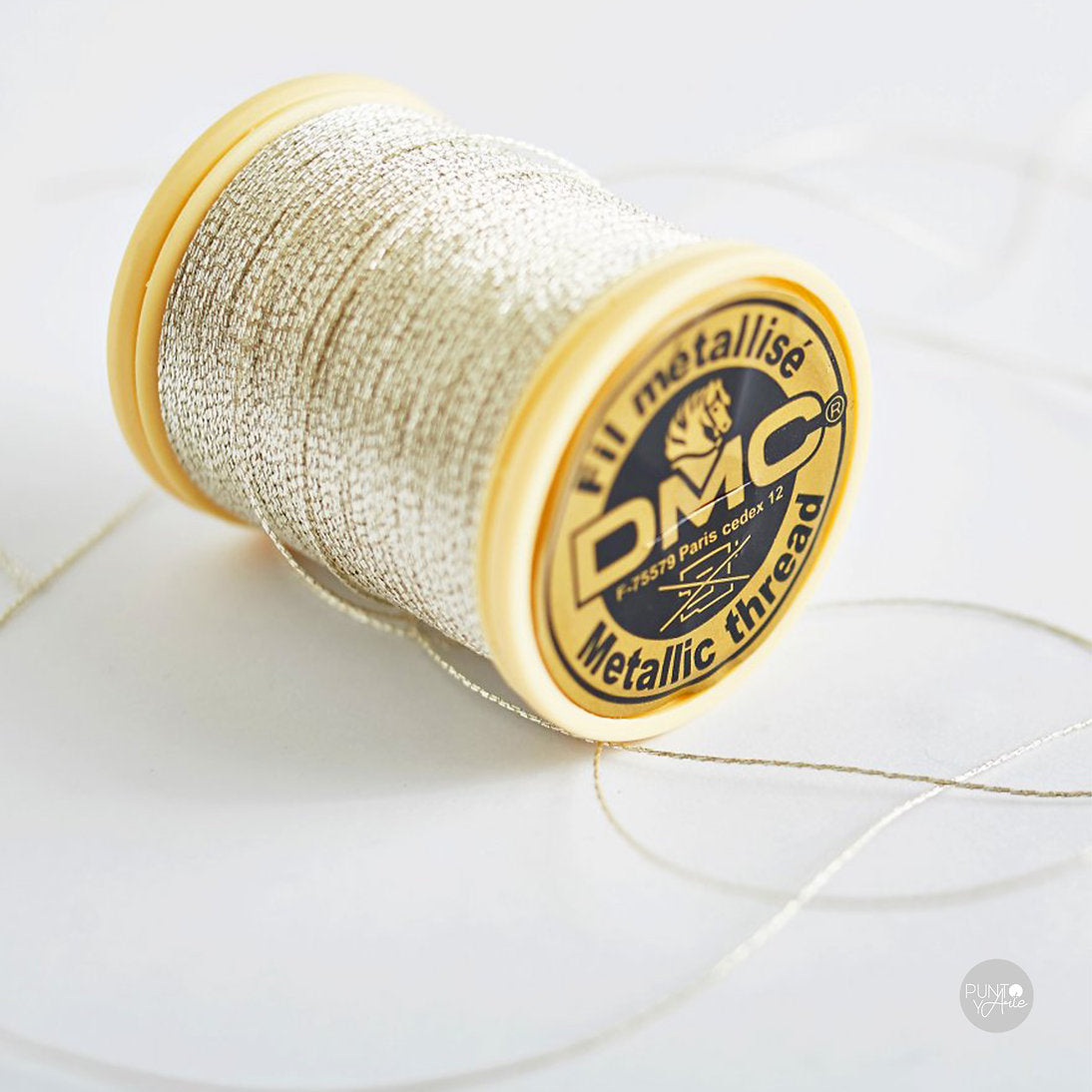 Bobine de fil à broder métallisé DMC - 40 m 100% polyester