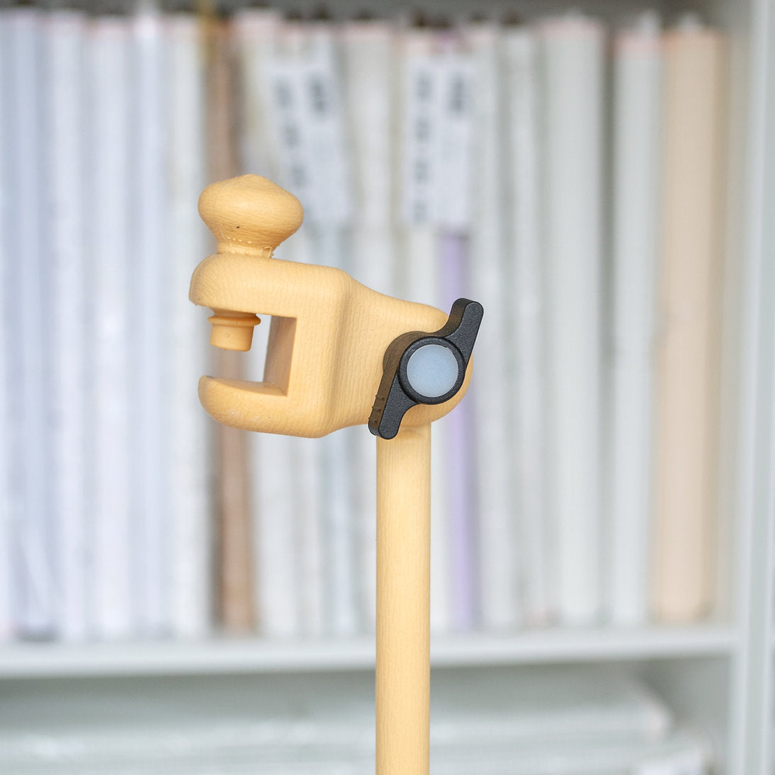 Nurge 190-1 Adjustable Table Support: Comfort and Quality for Embroidery