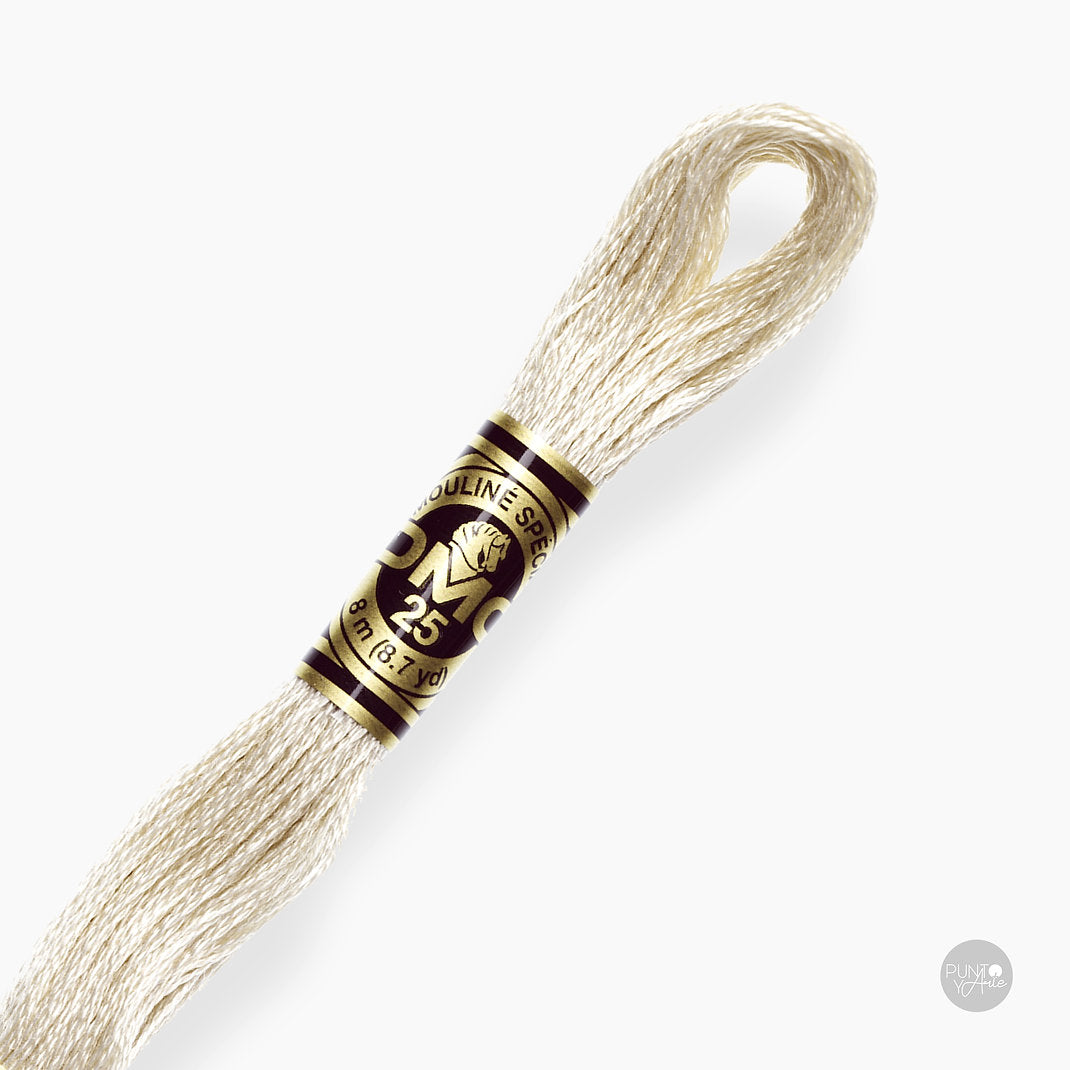 3033 DMC Embroidery Thread Mouliné Spécial 117MC 8 meters