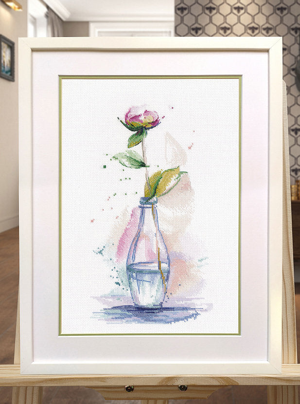 Kit de Punto de Cruz. Elegant Peony 1561 de la marca OVEN