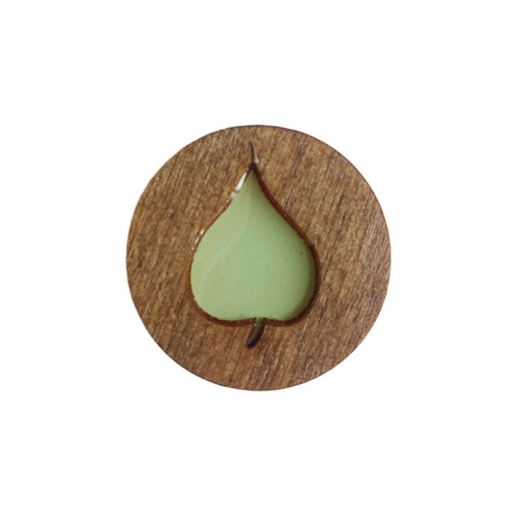 Hoja Verde. Imanes para agujas de Madera con resina epoxi Wizardi KF059/108