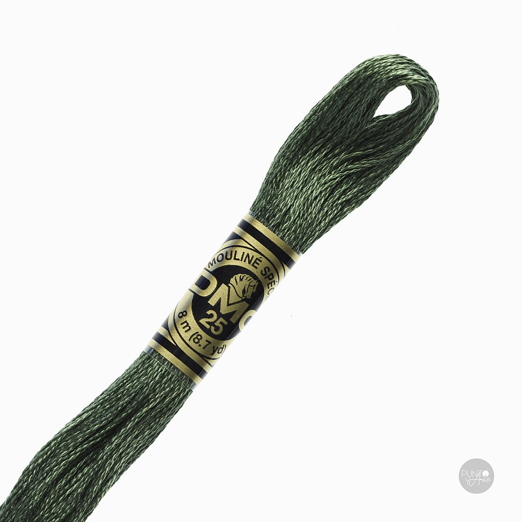 520 Fil à broder DMC Mouliné Spécial 117MC 8 mètres