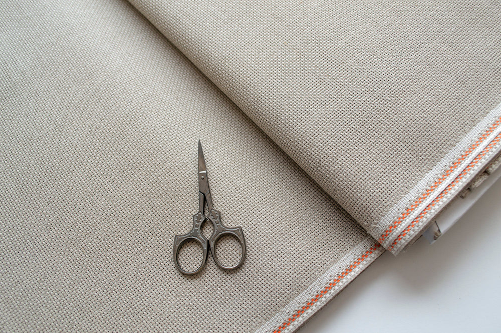 Tissu en lin Aïda 14 ct. 3390/53 de ZWEIGART pour le point de croix : qualité et beauté à chaque point