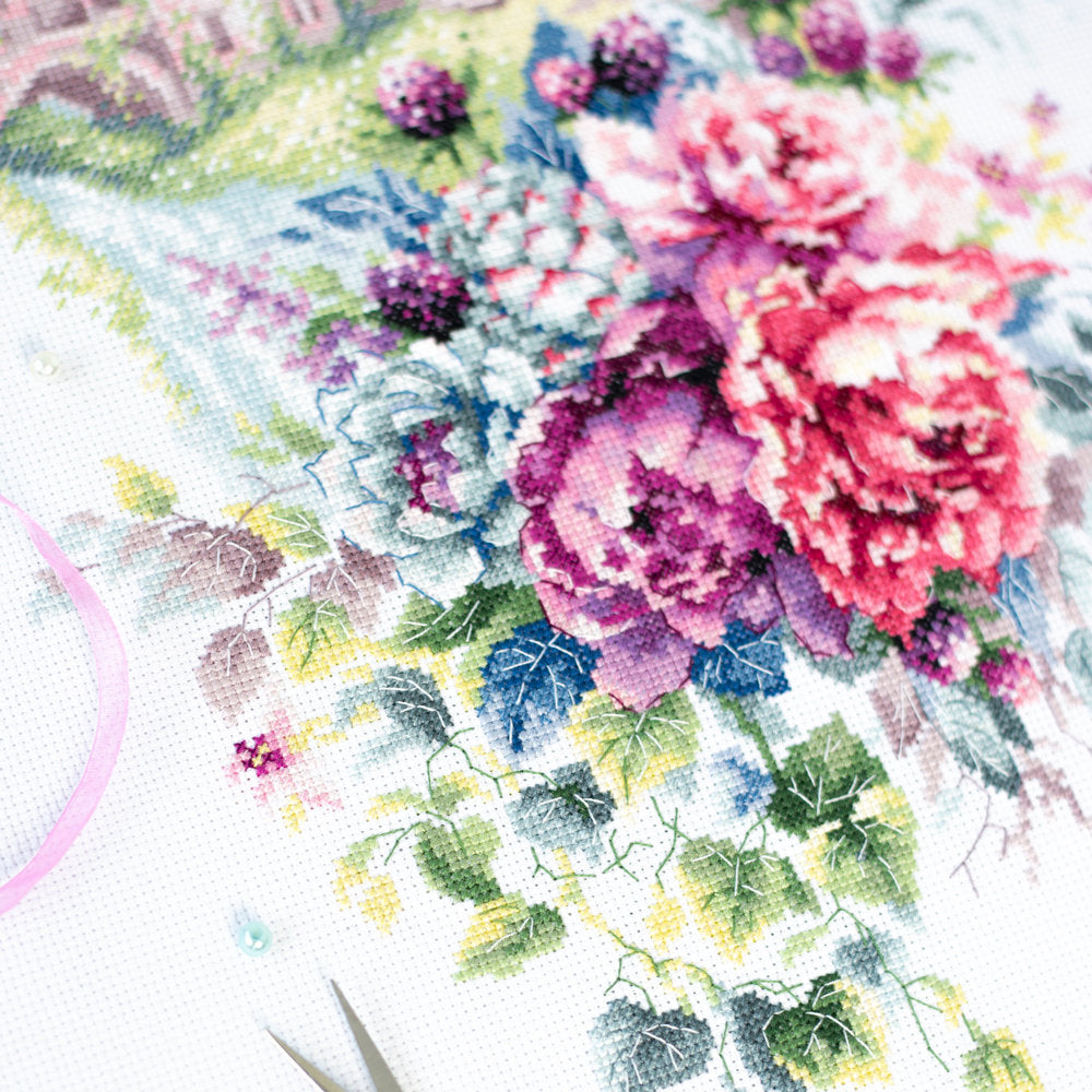 Cross Stitch Kit. The Old Castle - Magic Needle 210-210