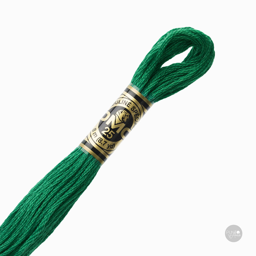 3850 Fil à broder DMC Mouliné Spécial 117MC 8 mètres