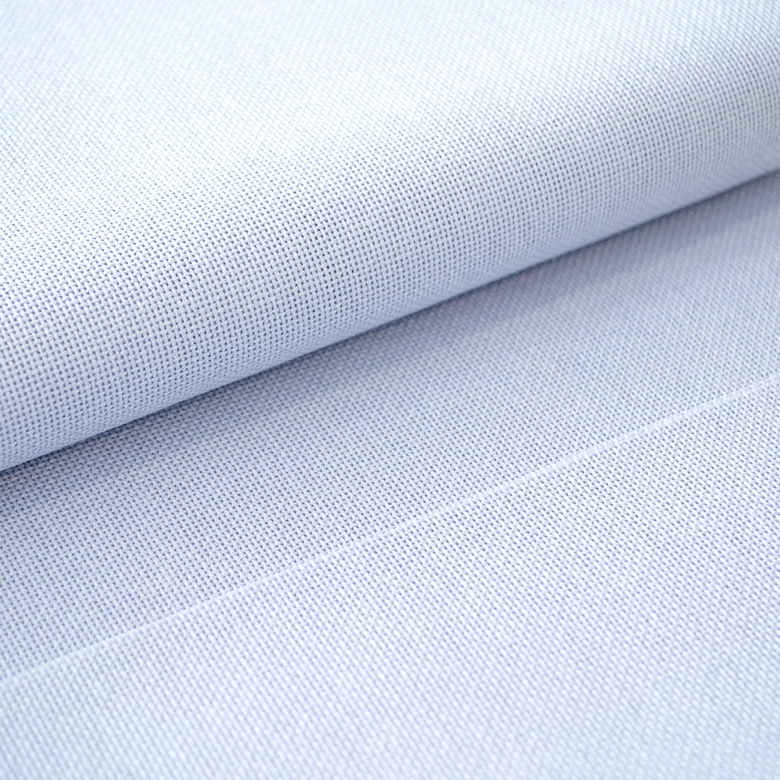 3835/501 Tela Lugana 25 ct. Wedgwood de Zweigart para punto de cruz