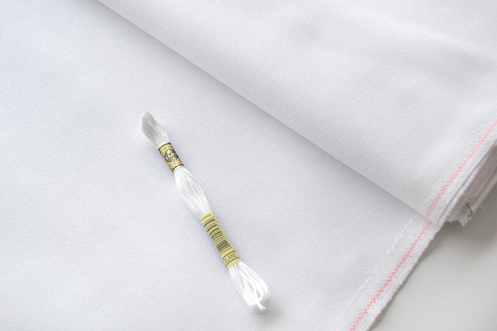 3835/100 Tela Lugana 25 count Color Blanco de ZWEIGART para punto de cruz