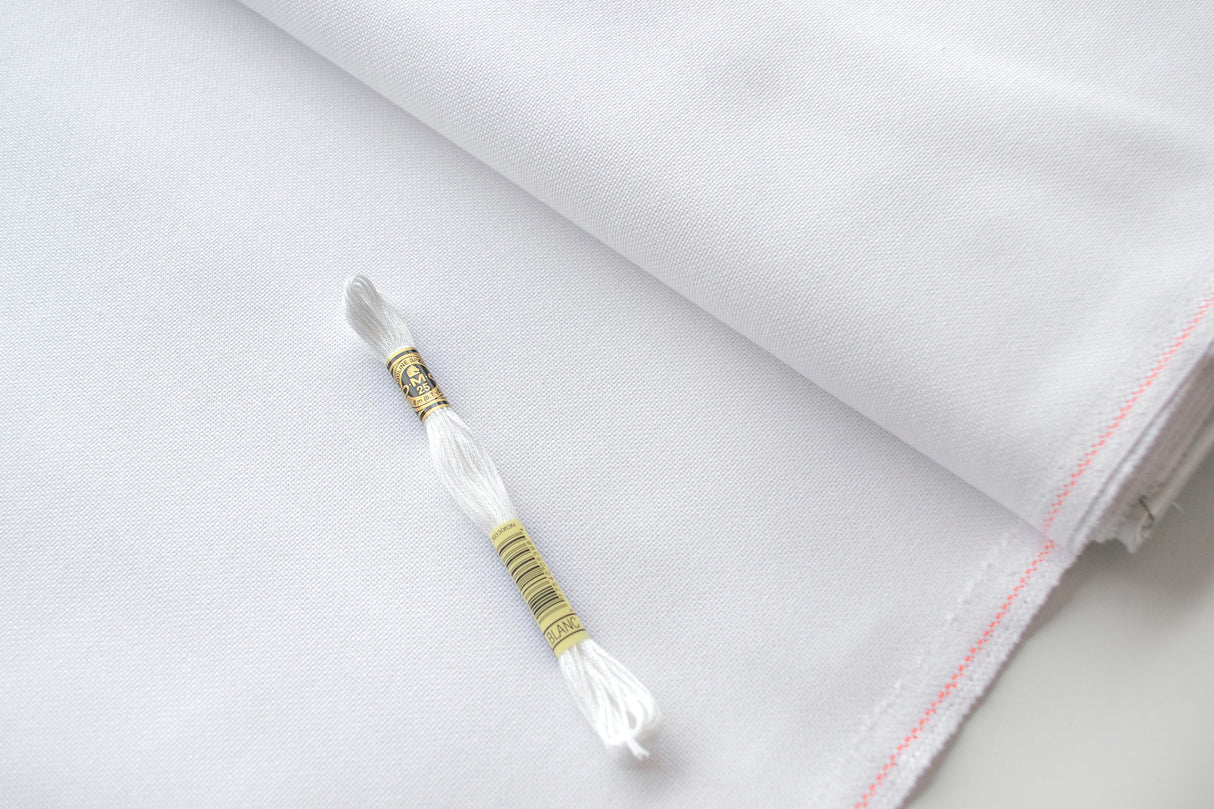 3835/100 Tela Lugana 25 count Color Blanco de ZWEIGART para punto de cruz