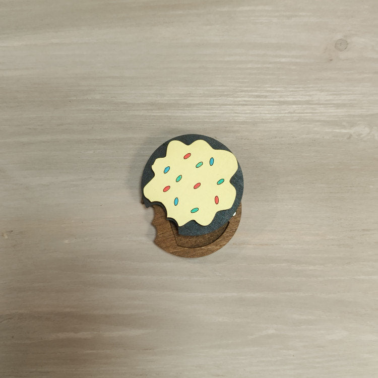 Yellow Cake. Estuche para agujas de madera con imán de Wizardi KF056/90