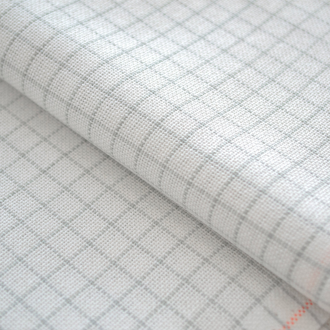 3508/1219 Grid Lugana Premarked Fabric 25 ct. ZWEIGART