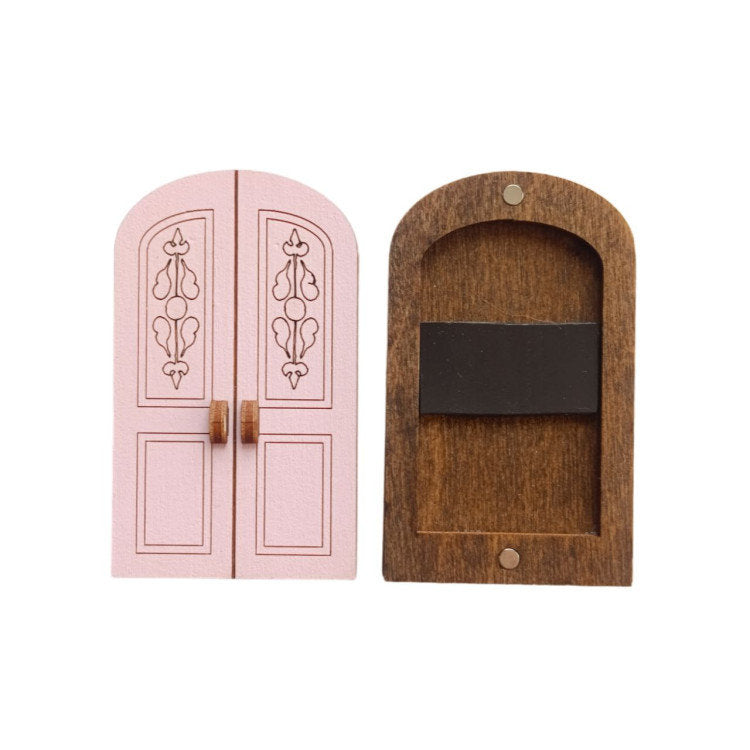 Pink Door. Estuche para agujas con imán de Wizardi