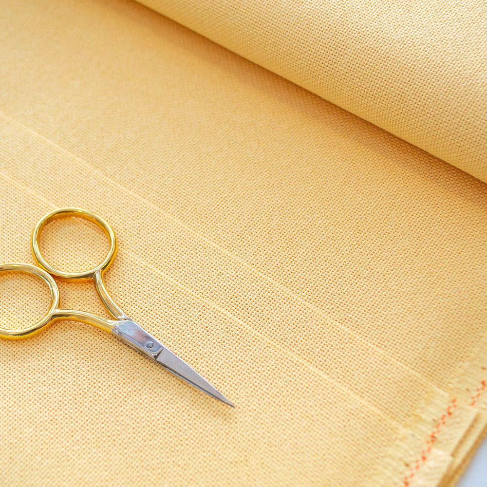 3835/205 Tela Lugana 25 ct. Amarillo de ZWEIGART para punto de cruz