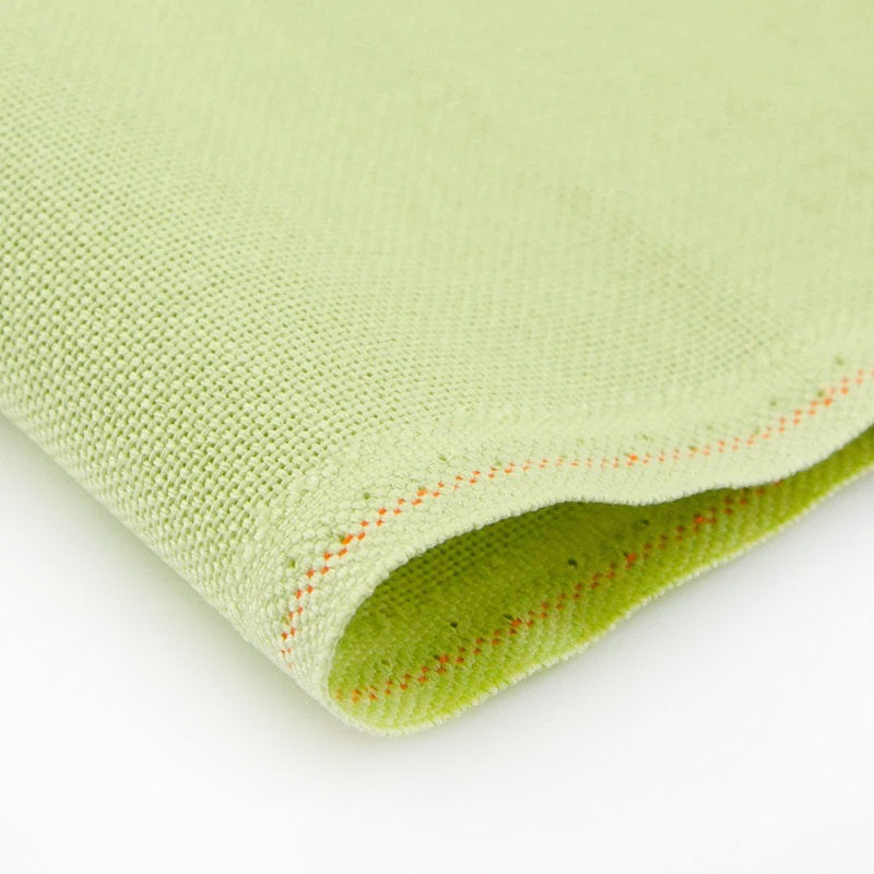 3835/6140 Tela Lugana 25 ct. Color Lime Green de ZWEIGART para punto de cruz