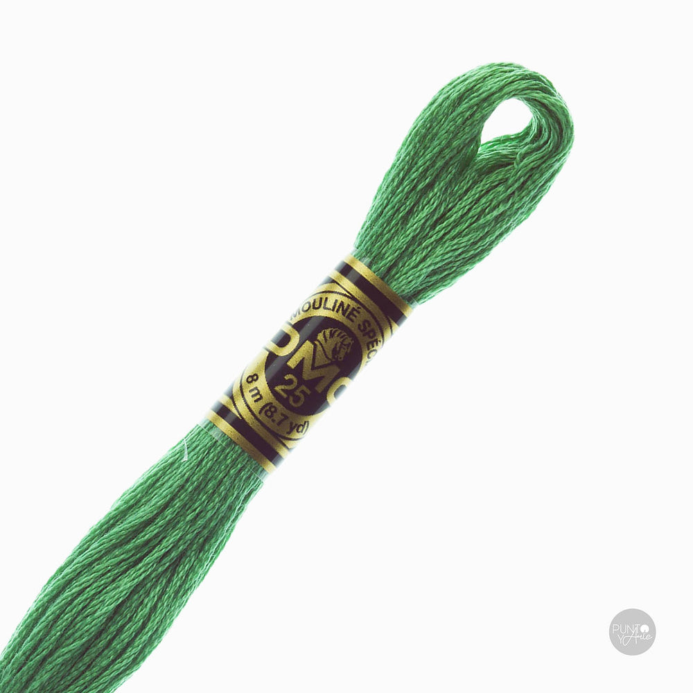 562 Fil à broder DMC Mouliné Spécial 117MC 8 mètres