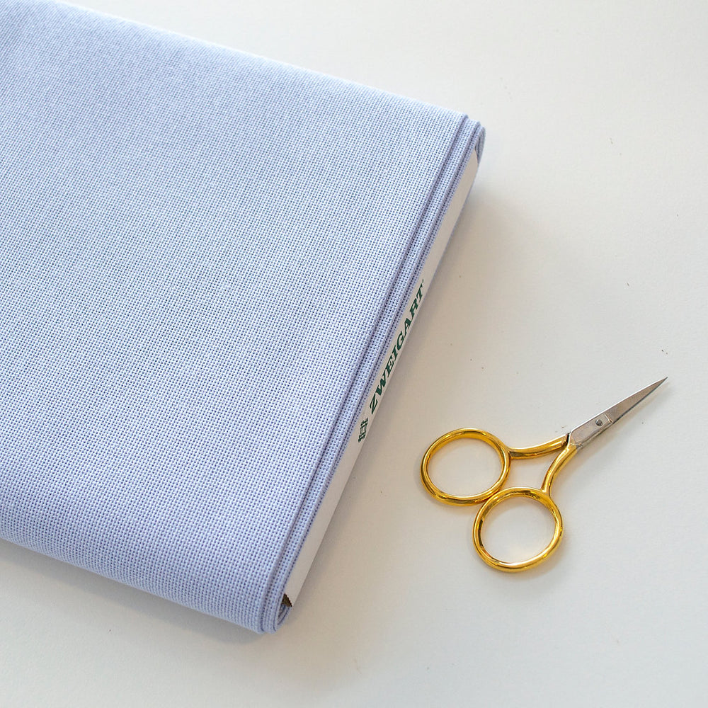 3835/501 Tela Lugana 25 ct. Wedgwood de Zweigart para punto de cruz