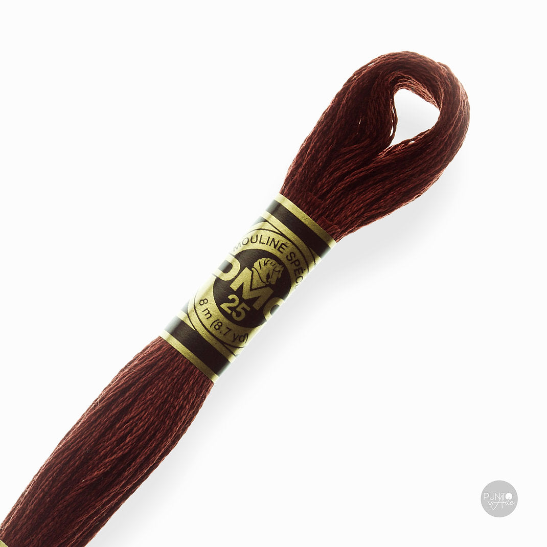 3857 Hilo de bordado DMC Mouliné Spécial 117MC de 8 metros
