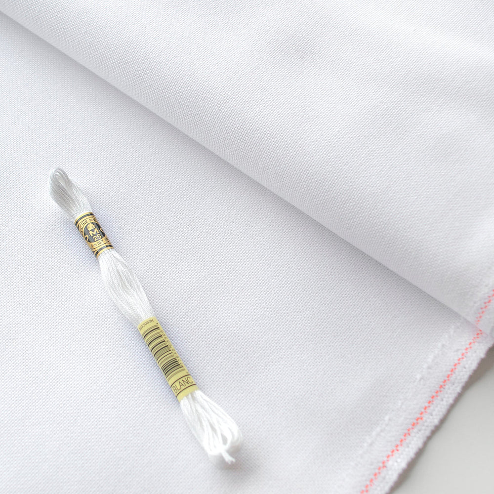 3835/100 Tela Lugana 25 count Color Blanco de ZWEIGART para punto de cruz