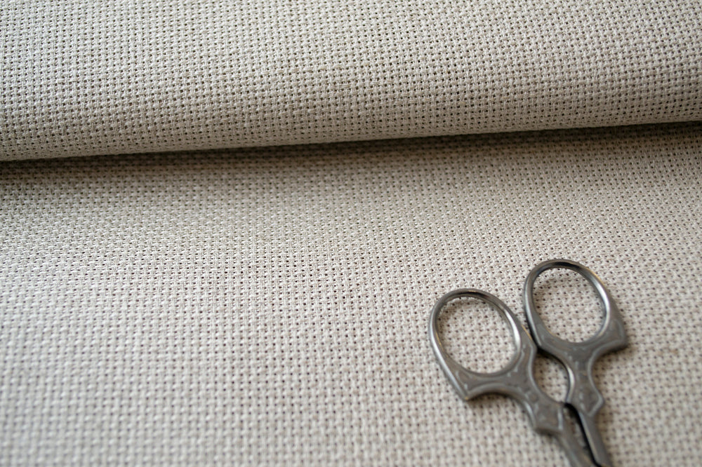 Tissu en lin Aïda 14 ct. 3390/53 de ZWEIGART pour le point de croix : qualité et beauté à chaque point