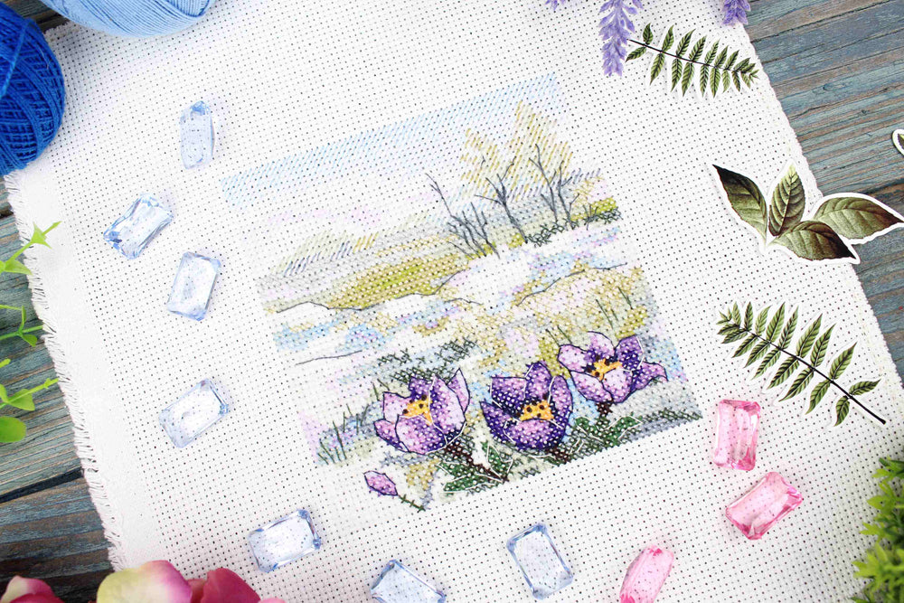 Kit de point de croix « Les premières fleurs » SM-999