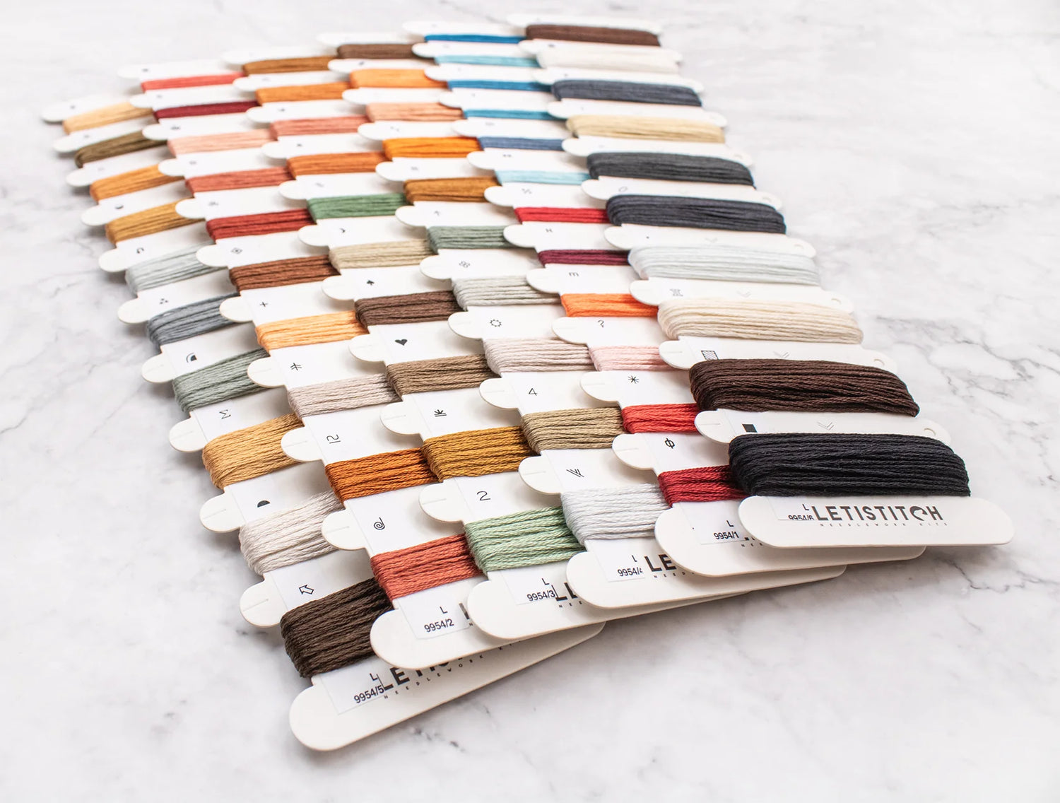 Kit de Punto de Cruz Letistitch - Wild Beauty L9954