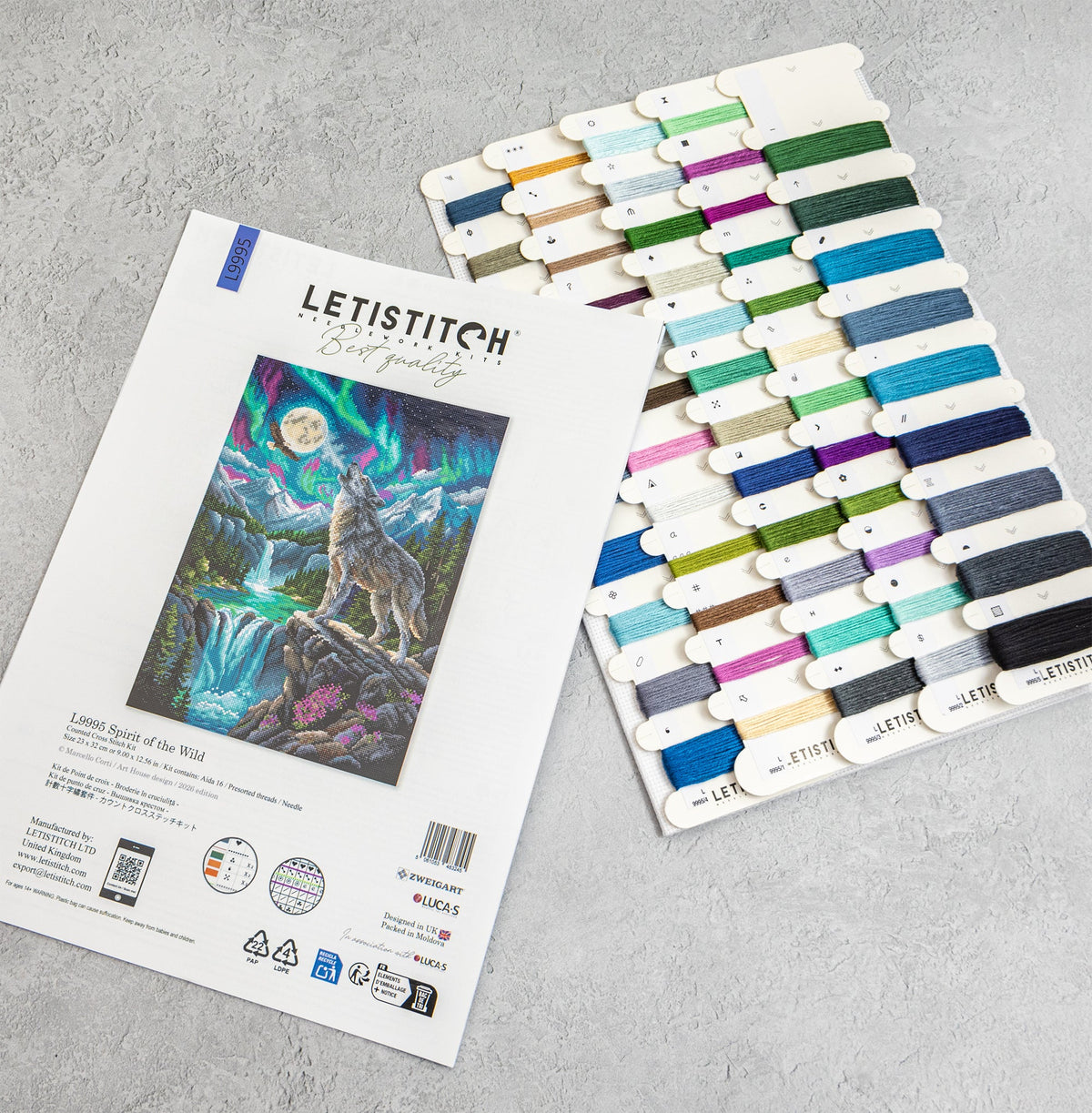 Contenido del kit de punto de cruz Letistitch L9995 Spirit of the Wild