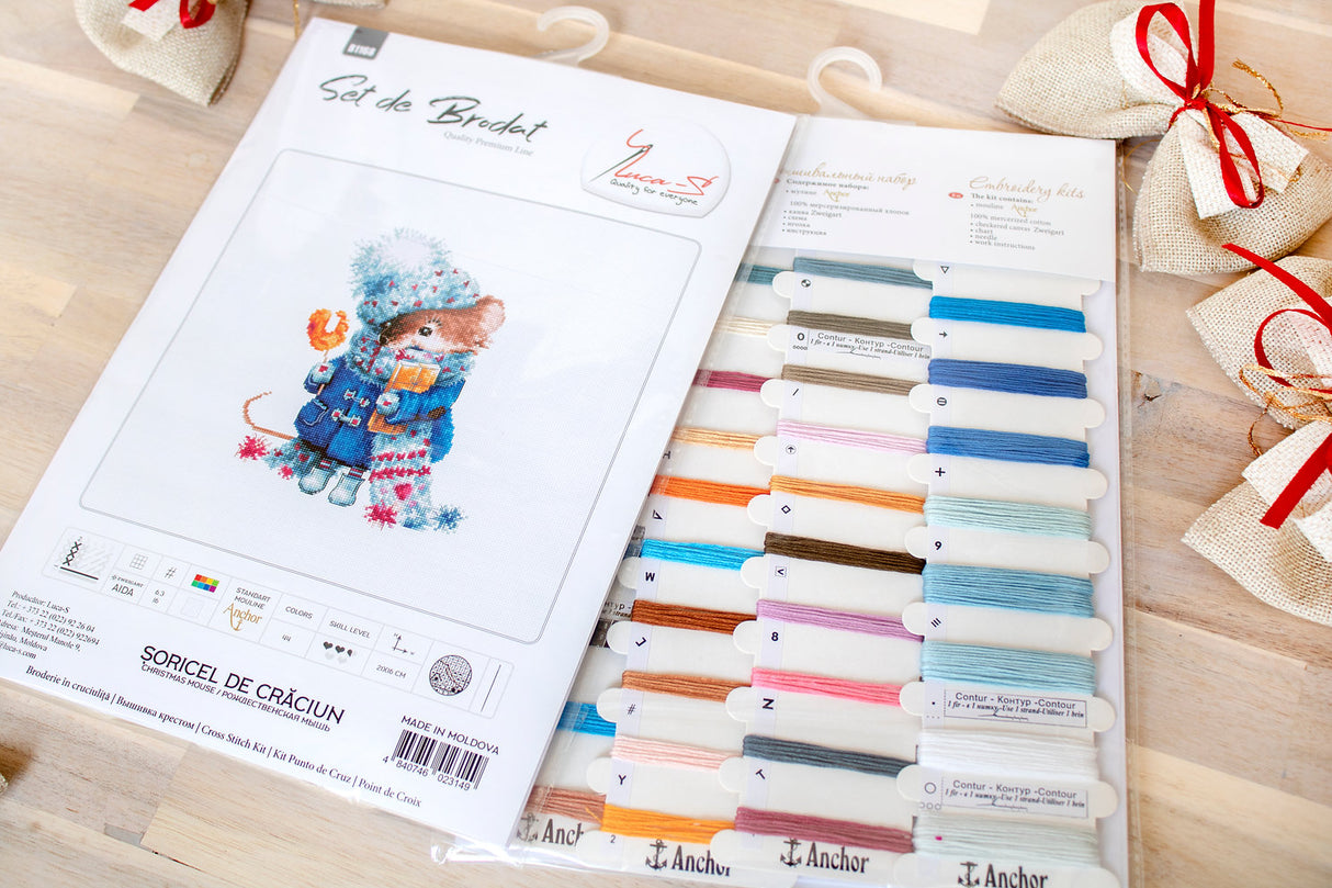 B1168 Christmas Mouse - Luca-S - Cross Stitch Kit