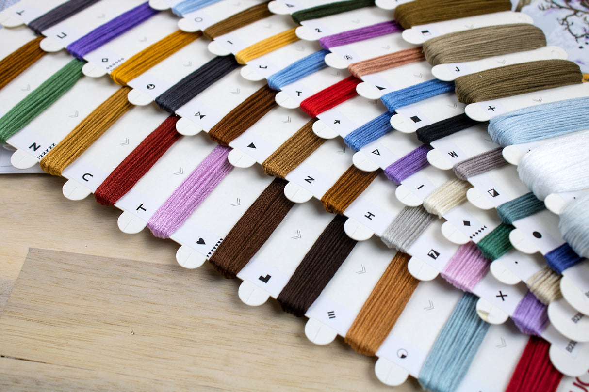 First kiss - B2389 Luca-S - Cross Stitch Kit