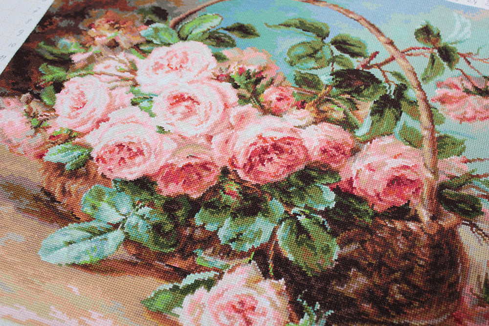 B547 Basket of pink roses - Luca-S Cross Stitch Kit