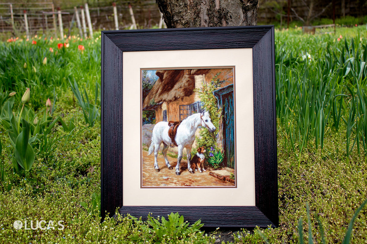 B572 Next to the cabin - Luca-S - Cross Stitch Kit