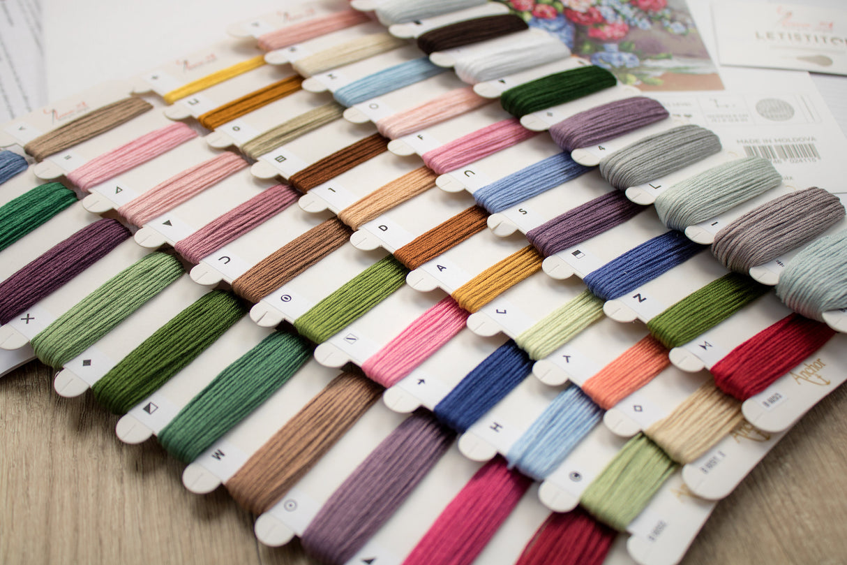 ROSES DE SA MAJESTÉ - B605 Luca-S - Kit de point de croix